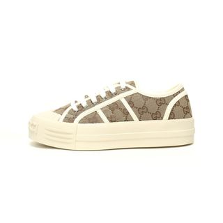 (Category: ) located in . Submitted by sneakers-shop (Listing ID 1381245742, Image 1). Description: .