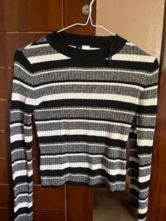 (Kategori: ) berada di . Dikirim oleh preloved.bysofiaa (ID iklan 1381134271, Gambar 1). Deskripsi: .