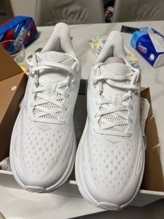 HOKA ONE ONE Clifton X 男裝 鞋 波鞋 Carousell