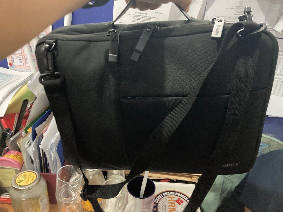 Huawei Mate Pad Pro 13.2 512gb (Category: Laptops & Notebooks) located in Dasmarinas. Submitted by jopatmonal (Listing ID 1381180481, Image 2). Description: Almost brand new. Bought last Sept 2024. Seldom used because may laptop naman. Complete inclusions Box, manual, pen, keyboard, mouse, tablet bag worth 2k. Mandaluyong area. Slightly negotiable.