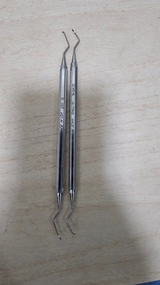 Hu-Friedy 4R/4L (Category: Medical Supplies & Tools) located in Manila. Submitted by nasser320 (Listing ID 1381217756, Image 3). Description: For Sell Hu-Friedy Colombia Universal curette Hu-Friedy good as new Very sharp ✨4R/4L ✨2R/2L 1k EACH.