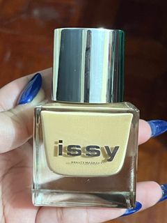 (Category: ) located in . Submitted by the.decluttering.babe (Listing ID 1381240162, Image 1). Description: .