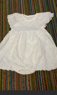 (Kategori: ) berada di . Dikirim oleh geya_thriftshop (ID iklan 1381120951, Gambar 1). Deskripsi: .