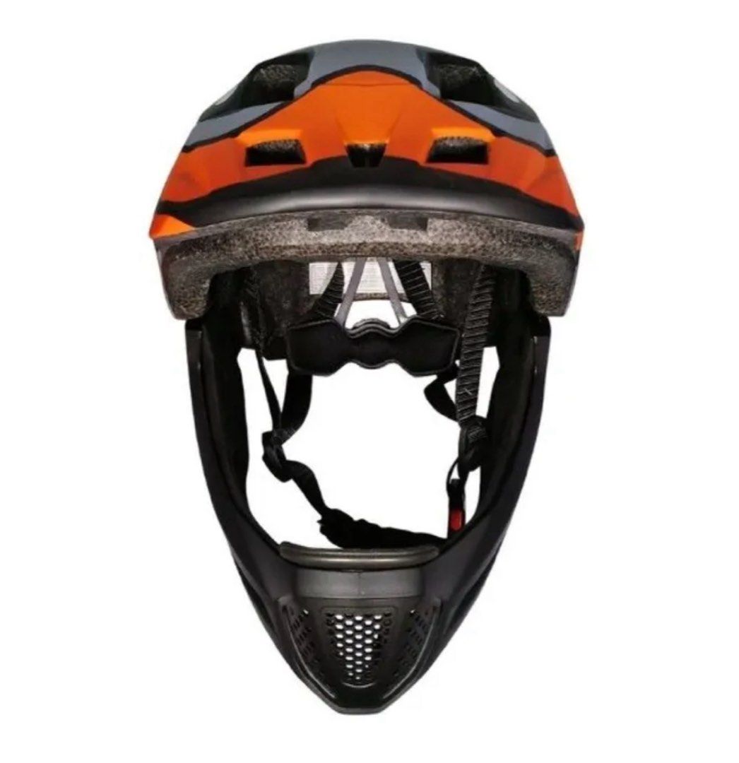 Kids helmet boys (Category: Bicycles) located in Quezon City. Submitted by rimaostwani (Listing ID 1381240576, Image 2). Description: .