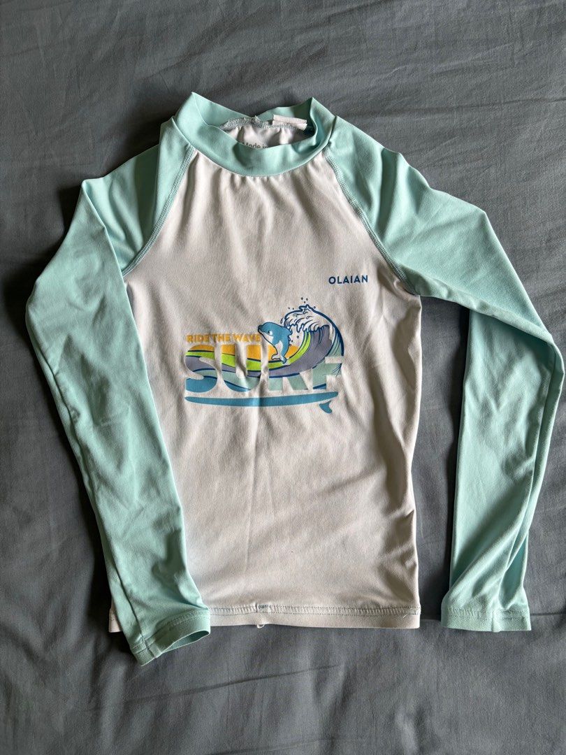 Decathlon OLAIAN Kids Long Sleeve UV swim water sports top (5-6