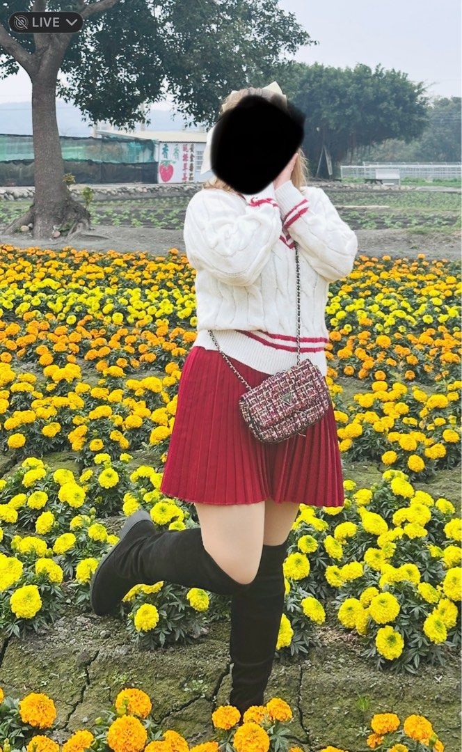 knitted long sleeves and skirt (Category: Coats, Jackets and Outerwear) located in Rodriguez. Submitted by greralyn (Listing ID 1381099741, Image 1). Description: get for 300 pair na. used once sa Taiwan nung January lng po..