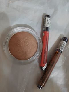 由 aaaa0908883189 (刊登 ID 1381221268，圖片 1) 提交，位於 的 (類別：)，說明：。