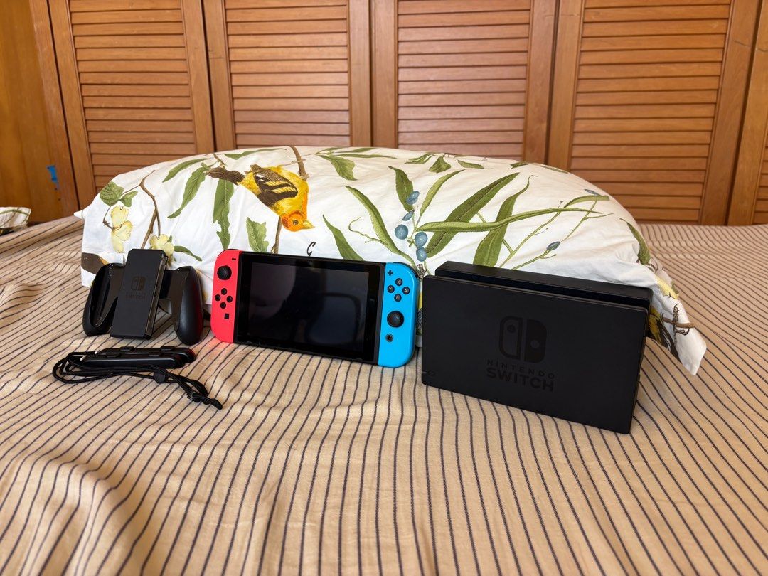 Nintendo Switch Gen 1 Console63108086709762113