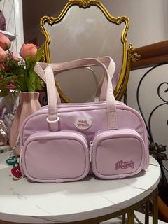 (Category: ) located in . Submitted by fashionshopbyc (Listing ID 1381274241, Image 1). Description: .