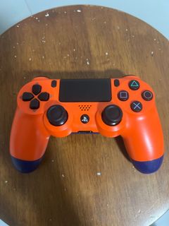 (Category: ) located in . Submitted by my.cat.can.backflip (Listing ID 1381097449, Image 1). Description: .