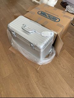 （分類：）位於 。 由 yelo_h 提交（商品編號 1381160155，圖片 1）。簡介： 。