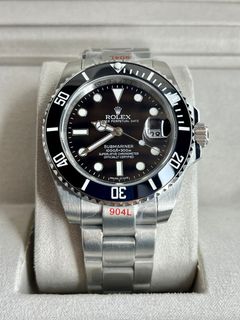 (Category: ) located in . Submitted by ajluxurywatch (Listing ID 1381257224, Image 1). Description: .