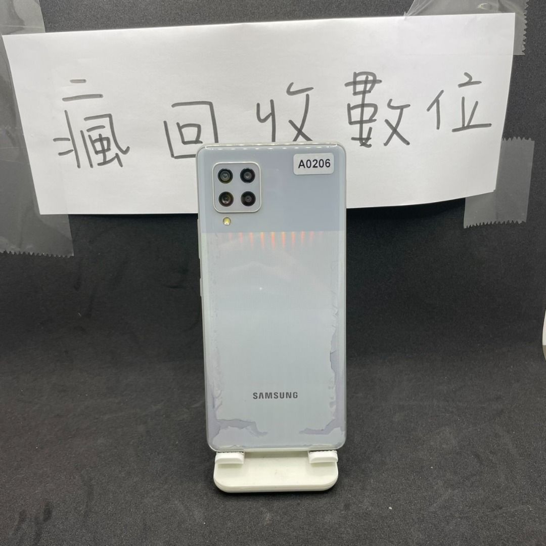 由 x654000 (刊登 ID 1381221768，圖片 1) 提交，位於 新北市 (New Taipei) 的 【瘋回收數位】SAMSUNG A42 5G 6G 128G 6.6吋 灰 三星 手機 板橋 買手機 A0206 (類別：Samsung 三星)，說明：單手機附充電線 版本12 保固7天 【瘋回收數位】 新北市板橋區互助街7號 下午2點-晚上10點 電話:0902381000 LINE:@phonerecycle 宅配貨到付款免運費。