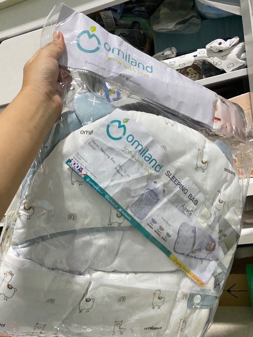 Selimut bayi Sleeping bag omiland (Kategori: Baju Bayi) berada di Jakarta Timur. Dikirim oleh byshopping.wi (ID iklan 1381193297, Gambar 3). Deskripsi: Brand baru Ready 2 warna Hijau dan biru.