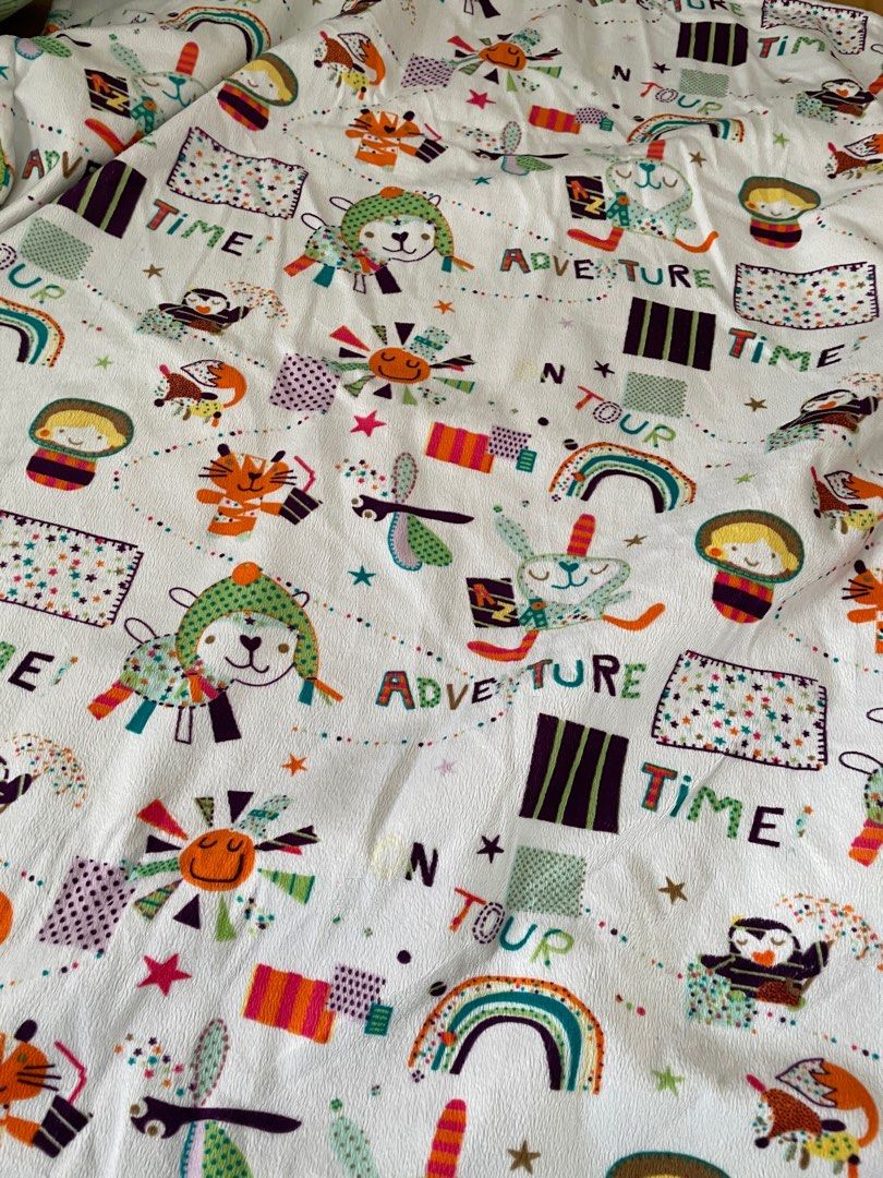 selimut bayi (Kategori: Baju Bayi) berada di Tangerang. Dikirim oleh prelovedprellz (ID iklan 1381101300, Gambar 1). Deskripsi: cuma dipakai 1 kali.. bahan lembut carters asli :) nett price yaa🙏.