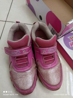 (Kategori: ) berada di . Dikirim oleh ganeeyaa_ramadhani (ID iklan 1381092885, Gambar 1). Deskripsi: .