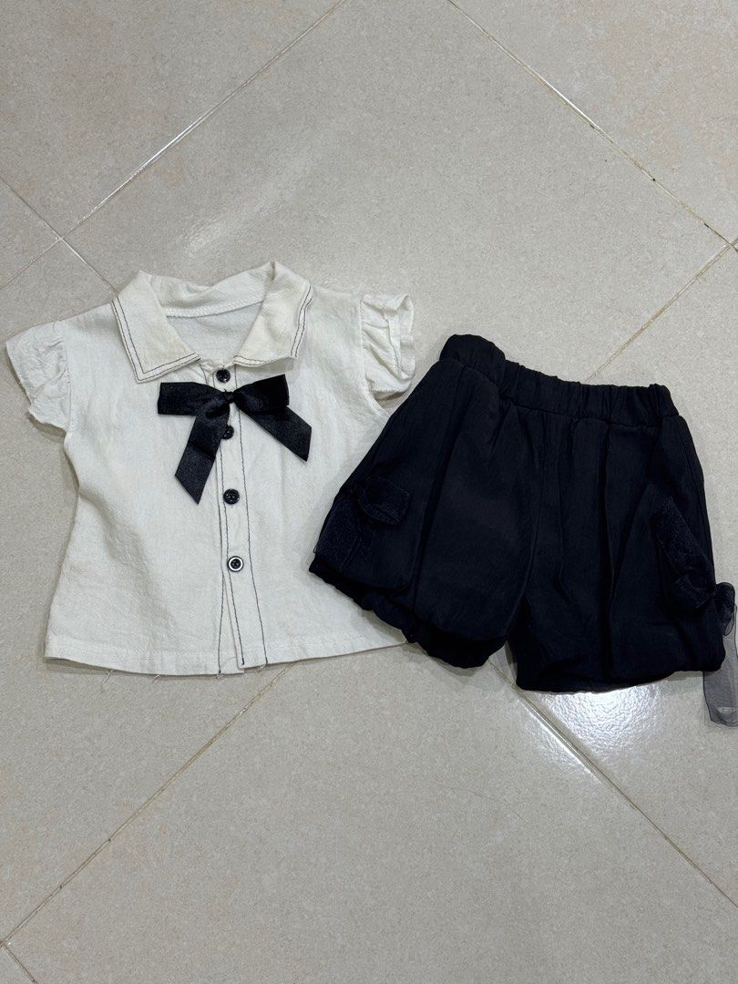 Setwear 6m- 12m (Category: Babies & Kids Fashion) located in Kuantan. Submitted by prlvdwthlia (Listing ID 1381269916, Image 1). Description: .