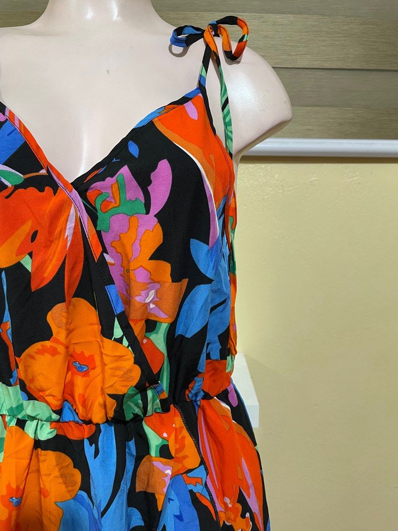 SHEIN Self Tie Strappy Dress (Category: Dresses) located in Manila. Submitted by vonerityy (Listing ID 1381140810, Image 2). Description: Brand new self tie strappy Can fit up to Semi XL.