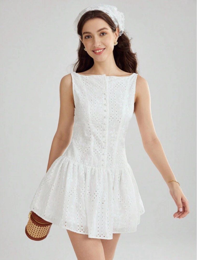Shein White Dress (Category: Dresses) located in Quezon City. Submitted by declutter_A (Listing ID 1381167851, Image 1). Description: .