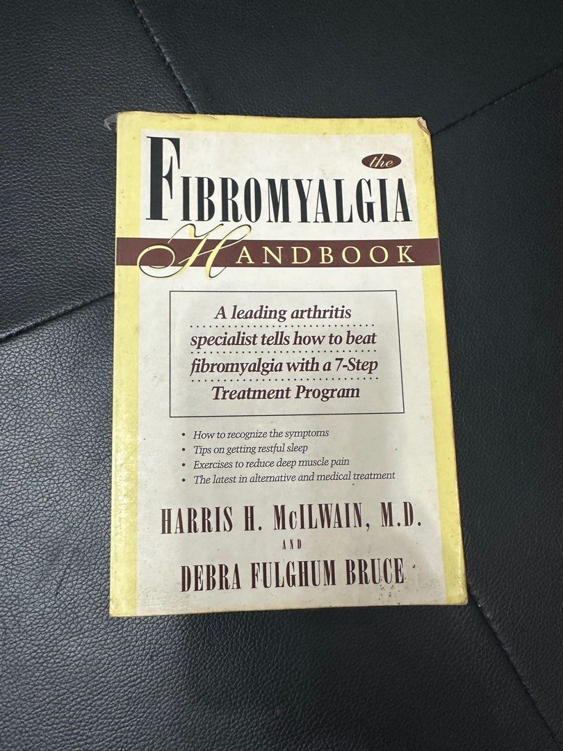 Shelf 1 Fibromyalgia Handbook (Category: Textbooks) located in Las Pinas. Submitted by kashireadsbookstore (Listing ID 1381210339, Image 1). Description: .
