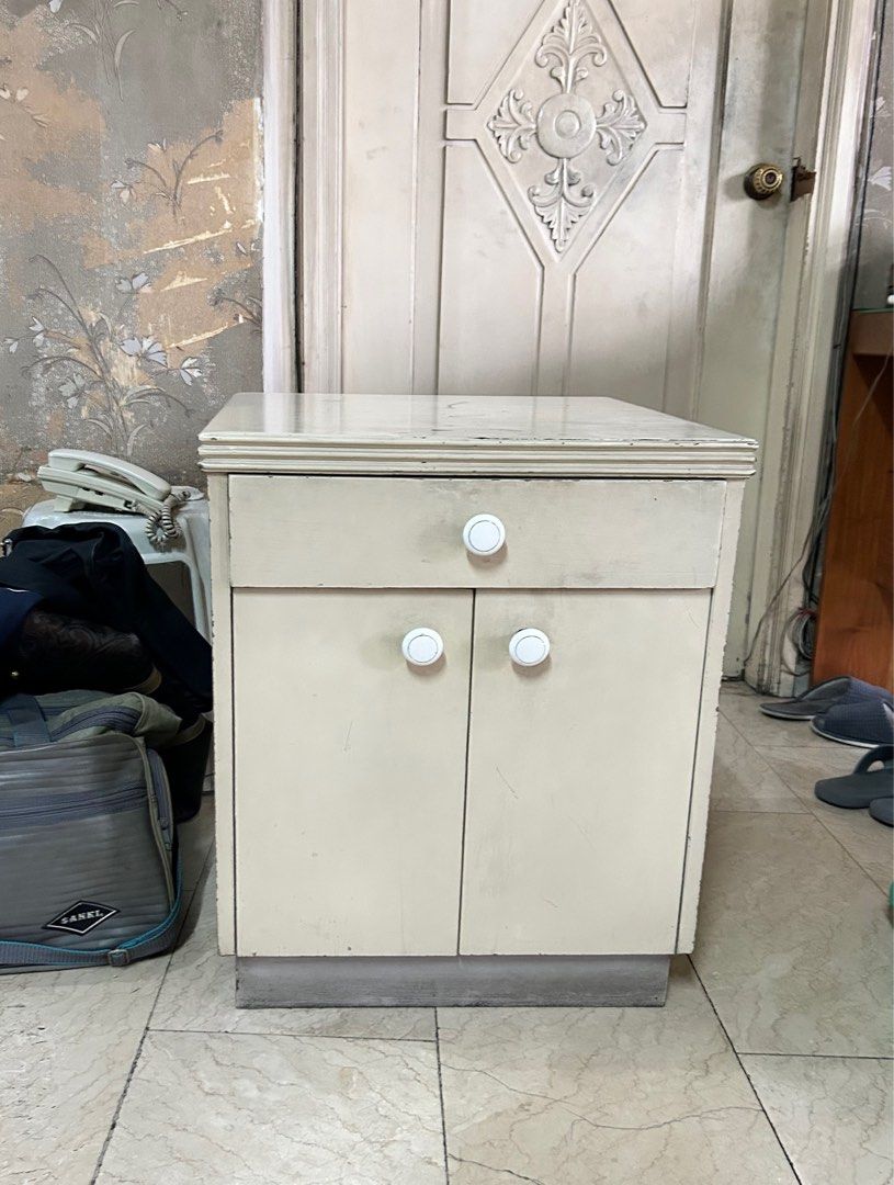 Side table (Category: Tables & Sets) located in Caloocan City. Submitted by cherylmay2c (Listing ID 1381088028, Image 1). Description: L 52cm (20.5in) x D52cm (20.5in) x H 60cm (23.6in) 1 other side table like this available. Get 2 for 1900 only. Booking of shipping and shipping fee c/o buyer.