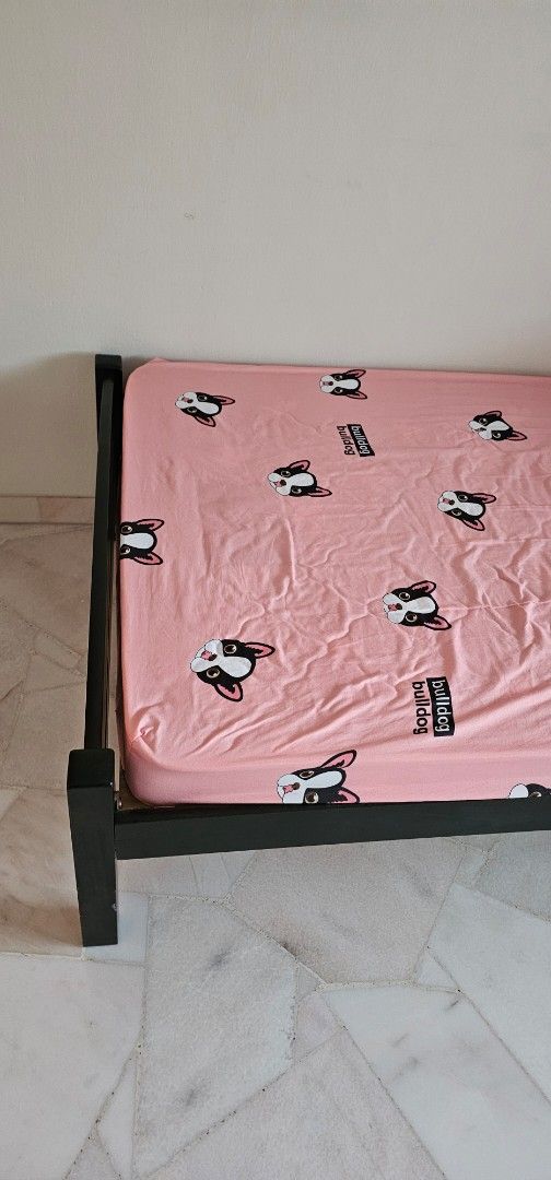 Solid wood bed frame without bed65075084931073113