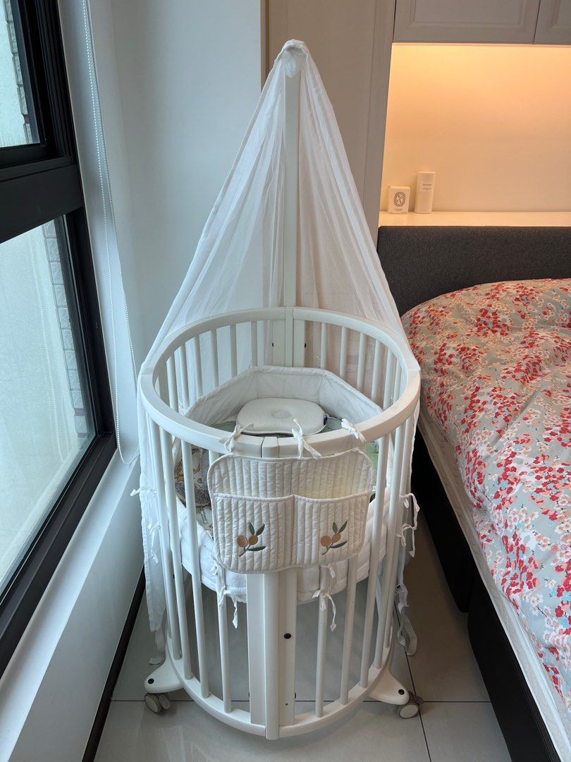 由 peggy2331507869 (刊登 ID 1380748081，圖片 1) 提交，位於 台北市 (Taipei) 的 挪威stokke Sleepi V3 嬰兒成長床0-5Y (類別：嬰兒床)，說明：。