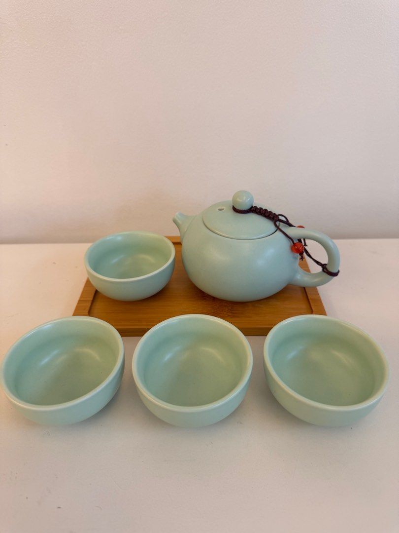 Tea set small green (Category: Other Kitchenware & Tableware) located in Quezon City. Submitted by rimaostwani (Listing ID 1381257233, Image 3). Description: Includes tea pot, 4 cups, tray and box.