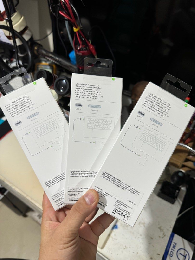 USB C to Magsafe 3 Cable (2 Meters) for Macbook (Category: Cables & Adaptors) located in Makati City. Submitted by jc.cuerdo (Listing ID 1381159780, Image 2). Description: .