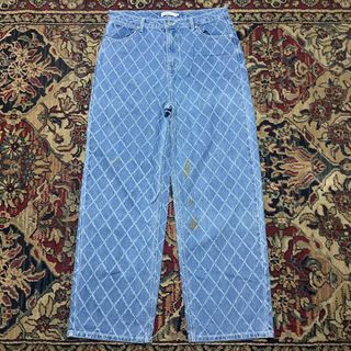 (Kategori: ) berada di . Dikirim oleh blacksmiththriftmart (ID iklan 1381233444, Gambar 1). Deskripsi: .