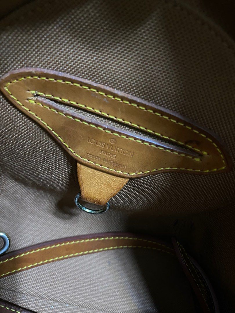 Vintage Louis Vuitton Ellipse PM (Category: Luxury Bags & Wallets) located in Manila. Submitted by beatthetrend (Listing ID 1380938686, Image 3). Description: Vintage Louis Vuitton Ellipse PM in Monogram Canvas • Guaranteed Authentic • No card, no dustbag and paperbag • Interior has a small stains but it can be clean • Long strap and all the stitches are in good condition • Used but not abused (ganda padin) .