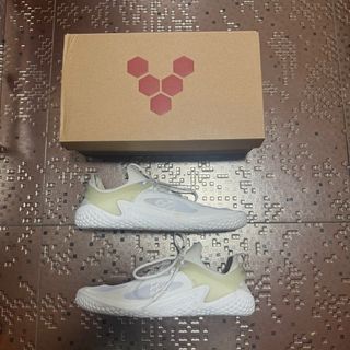 (Category: ) located in . Submitted by lululemonisbetterthanalo (Listing ID 1380651125, Image 1). Description: .