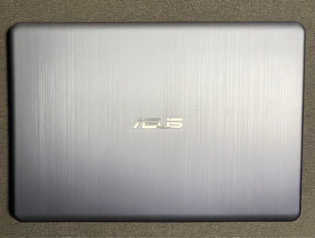 VivoBook 14_ASUS Laptop E406SAS (Category: Laptops & Notebooks) located in Quezon City. Submitted by randy__c (Listing ID 1381229041, Image 3). Description: For Sale : VivoBook 14_ASUS Laptop E406SAS Processor : Intel(R) Celeron(R) CPU N3060 @ 1.60GHz, 1601 Mhz, 2 Core(s), Physical Memory (RAM) 4 Gb Windows 10 Pro Storage : 64 G eMMC Price : 4500 Included : Original Charger and with Activated Microsoft Office Pro Plus 2024 Appearance : 9/10 RFS :