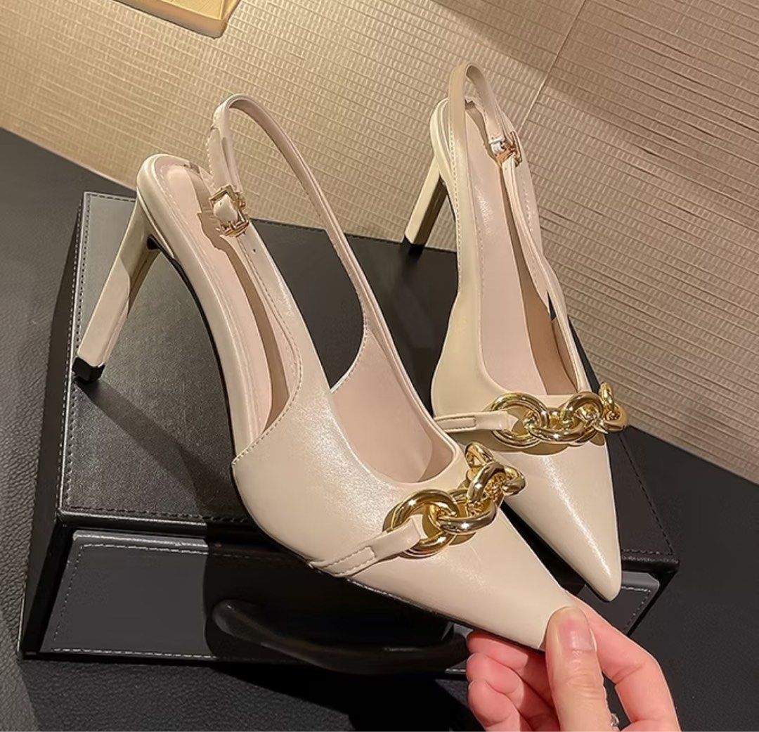 WHITE SANDALS (Category: Heels) located in Valenzuela. Submitted by solene_ (Listing ID 1381218241, Image 2). Description: USED ONCE FOR PHOTOSHOOT LANG. Graduation heels, white heels, white sandals, white graduation shoes, white shoes, event sandals, event heels, event, graduation, recognition, wedding, civil wedding.