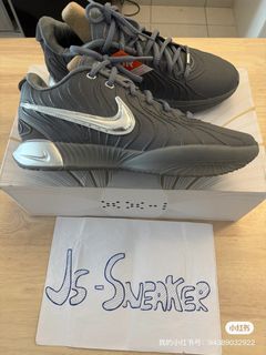 (Category: ) located in . Submitted by js_sneaker (Listing ID 1381256441, Image 1). Description: .