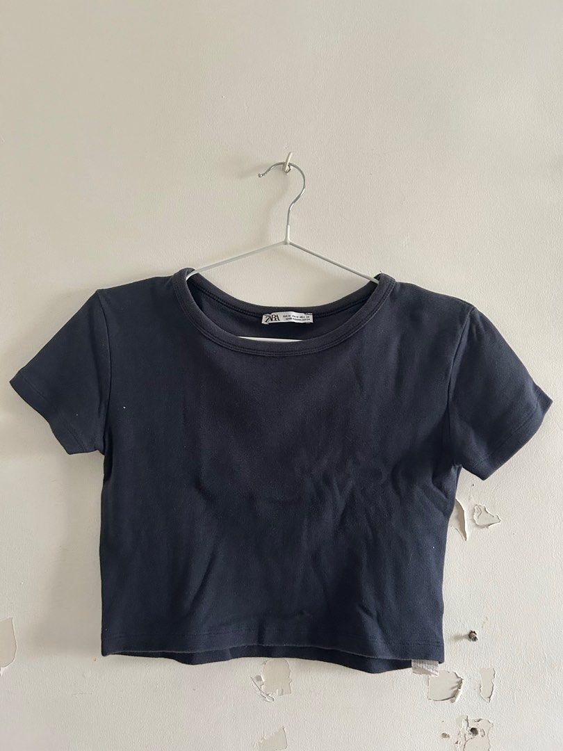 zara basic top (Category: Shirts) located in Bacoor. Submitted by dm_preloved (Listing ID 1381137760, Image 2). Description: .