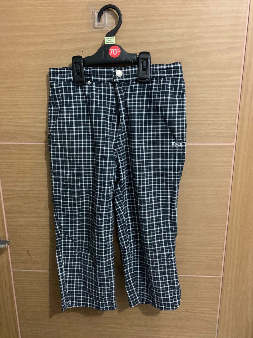 4-7 (Y) Celana M&M Navy Kotak Anak Laki-Laki (Kategori: 4 hingga 7 tahun) berada di Jakarta Barat. Dikirim oleh prelovedbyomi (ID iklan 1381422558, Gambar 1). Deskripsi: Celana M&M LP 28x2=56cm (ada karet pengatur) PB 56cm.