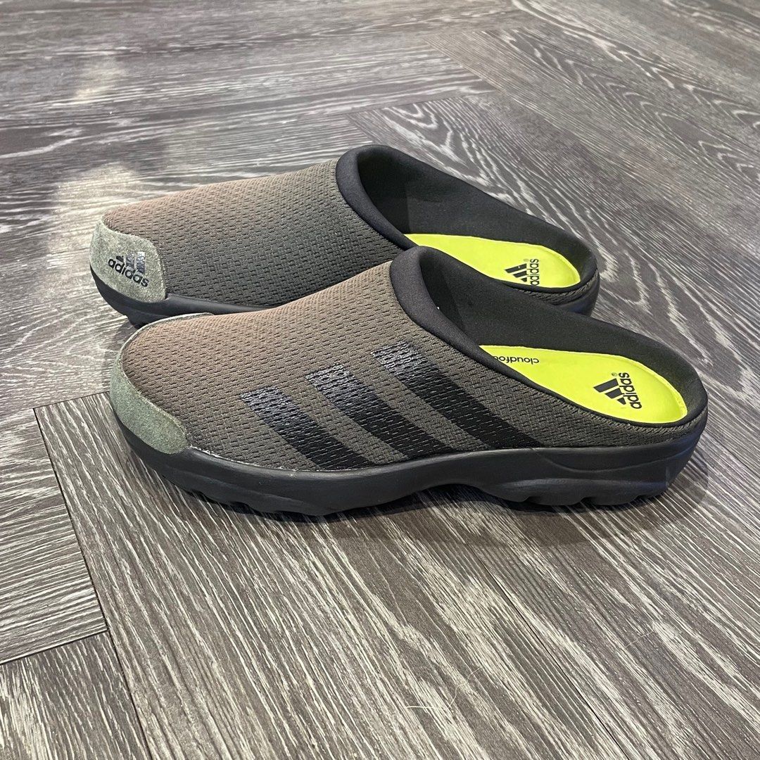 由 cyberia__mix (刊登 ID 1381444572，圖片 3) 提交，位於 台中市 (Taichung) 的 Adidas 2015 Toalo Shell Clog Sandal 拖鞋 (類別：休閒鞋、涼鞋)，說明：🦀️購買詢問前請先閱讀關於我🦀️ Size Us8 / 26.5CM 輕量透氣，使用Cloudfoam Ultra 鞋墊，快乾、輕量、柔軟。 Toalo系列在國外的價格都不算低，現在Adidas推出的Clog鞋型通常都是膠鞋，這雙顯得特別又有標誌性🐍。