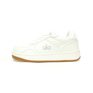 (Category: ) located in . Submitted by sneakers-shop (Listing ID 1381434680, Image 1). Description: .