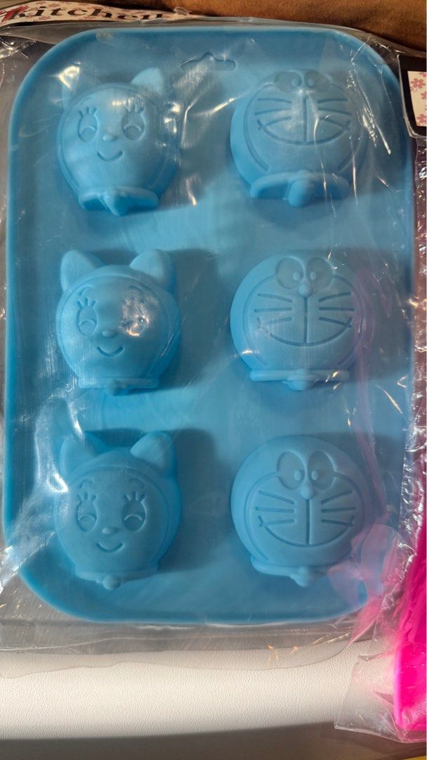 Assorted Silicone Molds - Various Designs65074067954178115