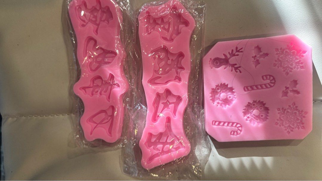 Assorted Silicone Molds - Various Designs65074067954178118