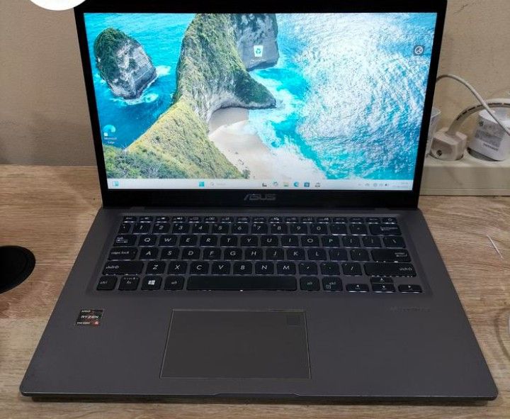 ASUS VivoBook X415UA, AMD Ryzen 5500U