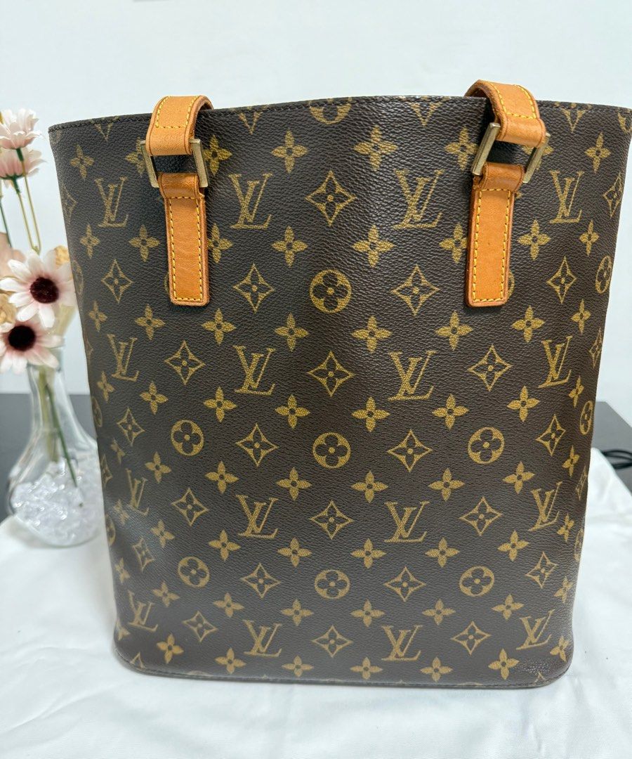 AUTH Louis Vuitton Vintage Monogram Vavin GM Tote Bag (Category: Bags & Wallets) located in Singapore. Submitted by mrmrs.yakuza (Listing ID 1381381985, Image 2). Description: Good condition LV tote bag. 100% Authentic Datecode/Serial: SR0034 Made in: France Manufacture date: March 2004 Dimension: (L)30cm x (H)31.5cm x (W)11cm Will provide a generic dustbag. Fast deal: $699.