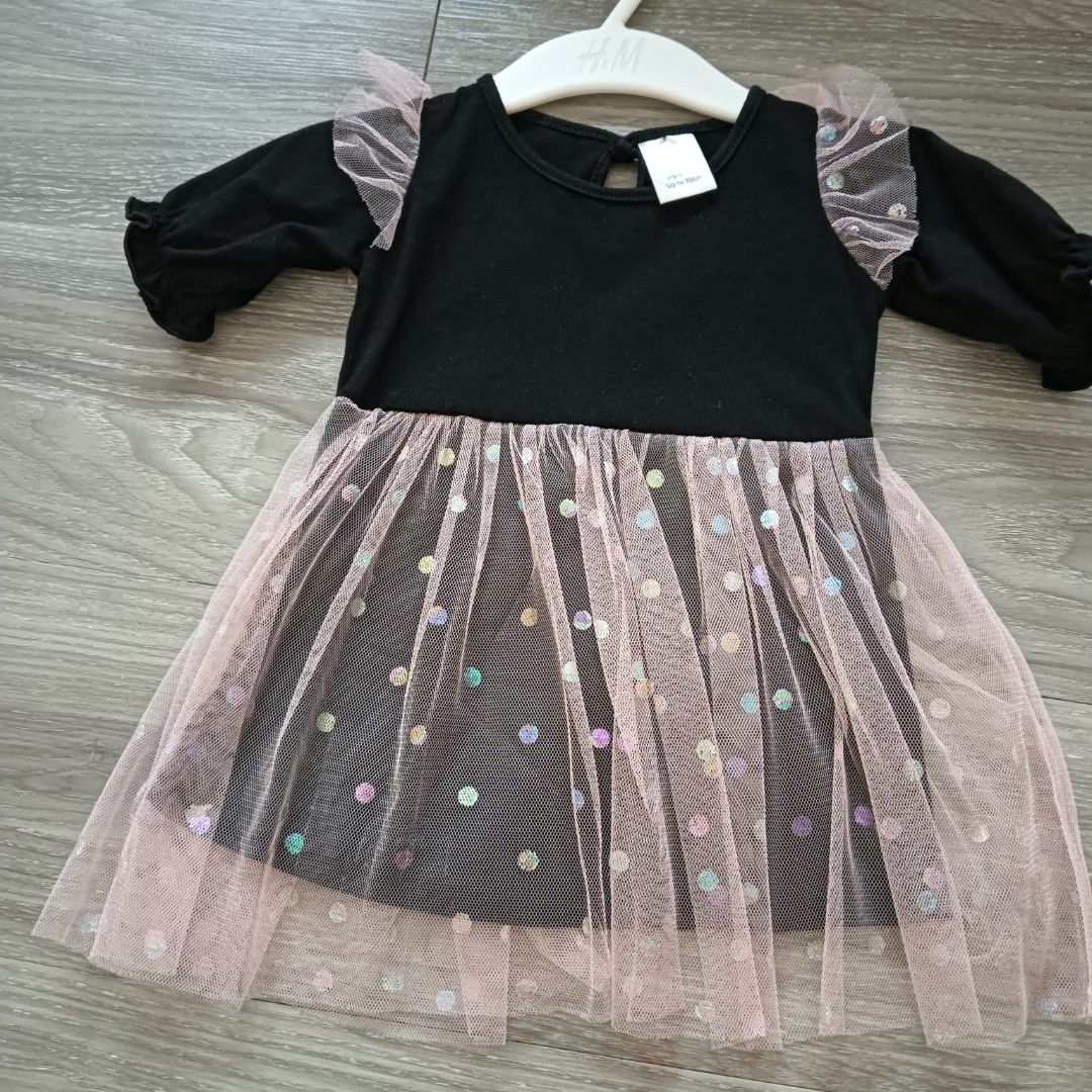Baby dress (Category: Babies & Kids Fashion) located in Pasir Gudang. Submitted by checomel16 (Listing ID 1381279224, Image 1). Description: .
