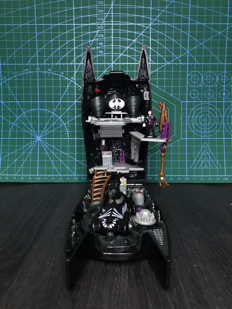 Batman Forever Batcave Power Center Micro Playset DC Comics 1995