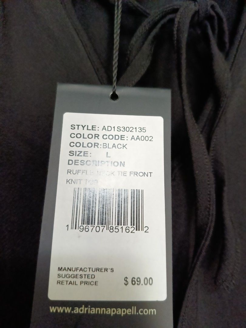 Black puff sleeve top (Category: Blouses) located in Quezon City. Submitted by coco_pet (Listing ID 1381367610, Image 3). Description: Brand new with tags.