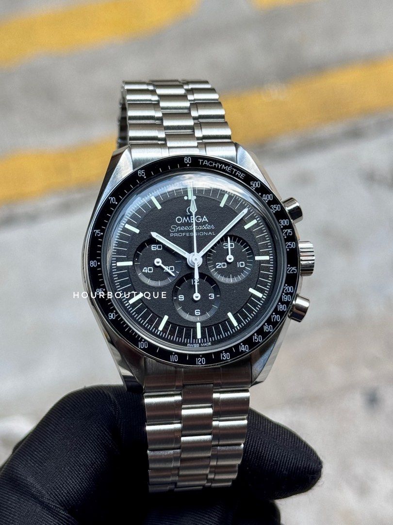 Brand New Omega SpeedMaster MoonWatch Hesalite Glass, Chronograph Manual Winding Watch 310.30.42.25.01.001 (Category: Watches) located in Singapore. Submitted by hour_boutique (Listing ID 1381357433, Image 1). Description: * We Have a Physical Watch Retail Shop * * All Products are Brand New in Box * * All Products come with 5Yr International Warranty * Brand New with Tags and Complete Set Diameter 42mm Rrp $10,100 Now $8550 Available at Hour Bou