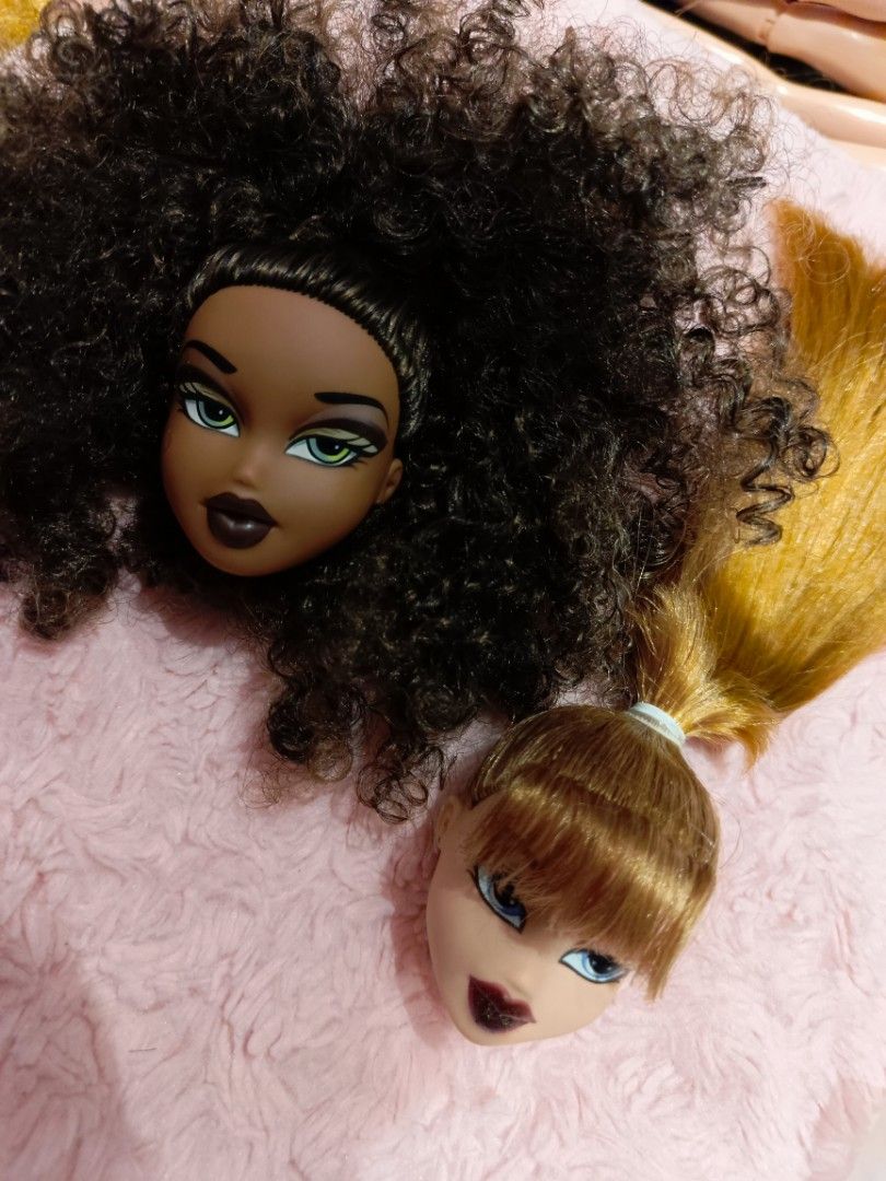 Bratz Set of Heads (Category: Figurines & Statues) located in San Jose del Monte. Submitted by xcxshop (Listing ID 1381418139, Image 2). Description: wysiwyg payment gcash add sf.