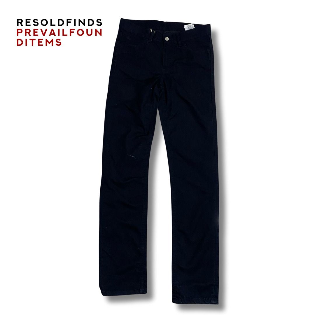 Carhartt Chino Slim Black (Category: Chinos) located in Cagayan de Oro. Submitted by resoldfinds (Listing ID 1381288008, Image 3). Description: Carhartt Slim Fit Chino W28 .