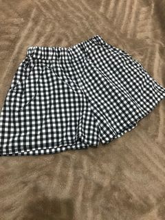 (Kategori: ) berada di . Dikirim oleh geya_thriftshop (ID iklan 1381306053, Gambar 1). Deskripsi: .